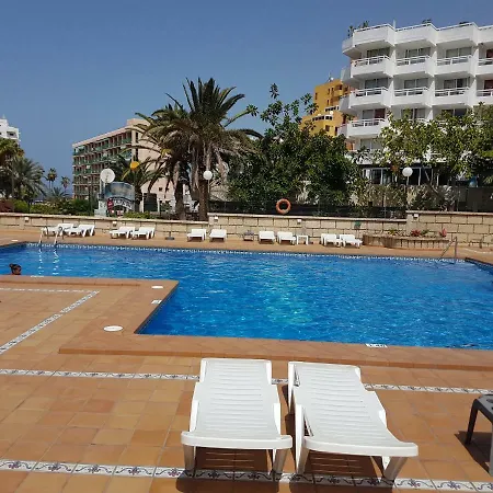 Borinquen With Heated Pool, Only 280 Meters To The Beach, Wifi Playa de las Américas